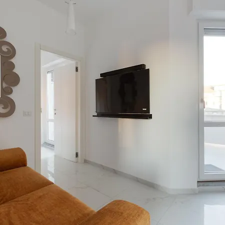Milano-citta Studi Terrace *
